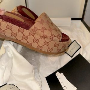 Angelina Gucci Platform Slides / Sandals
